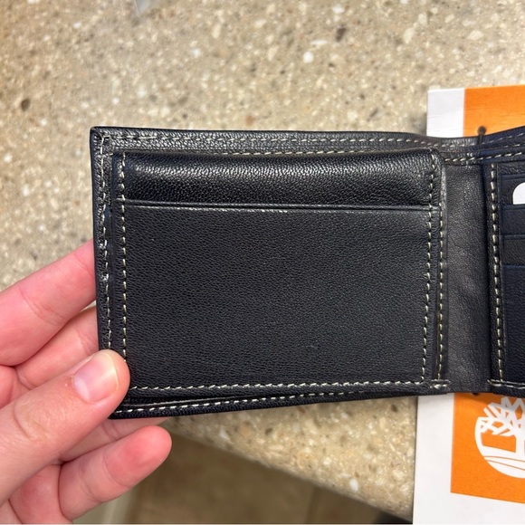 NWT Timberland Black Genuine Leather Bifold Wallet Men’s - Blix Passcase - Picture 5 of 11